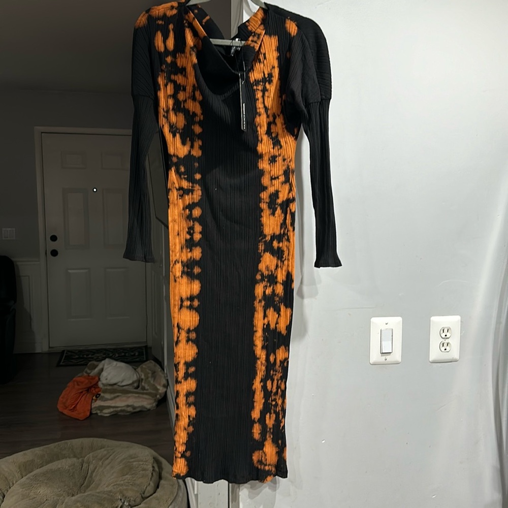 Black and orange long sleeve dress Size Large